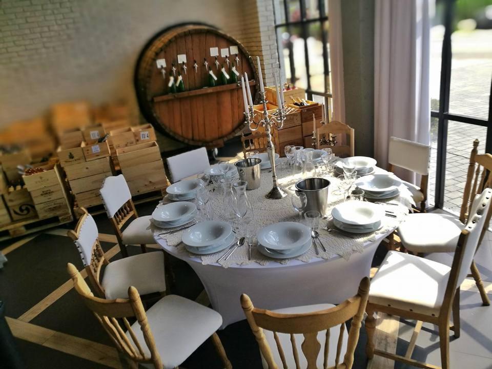 بوزنان Hotel Ramka & Restaurant & Wine Bar المظهر الخارجي الصورة